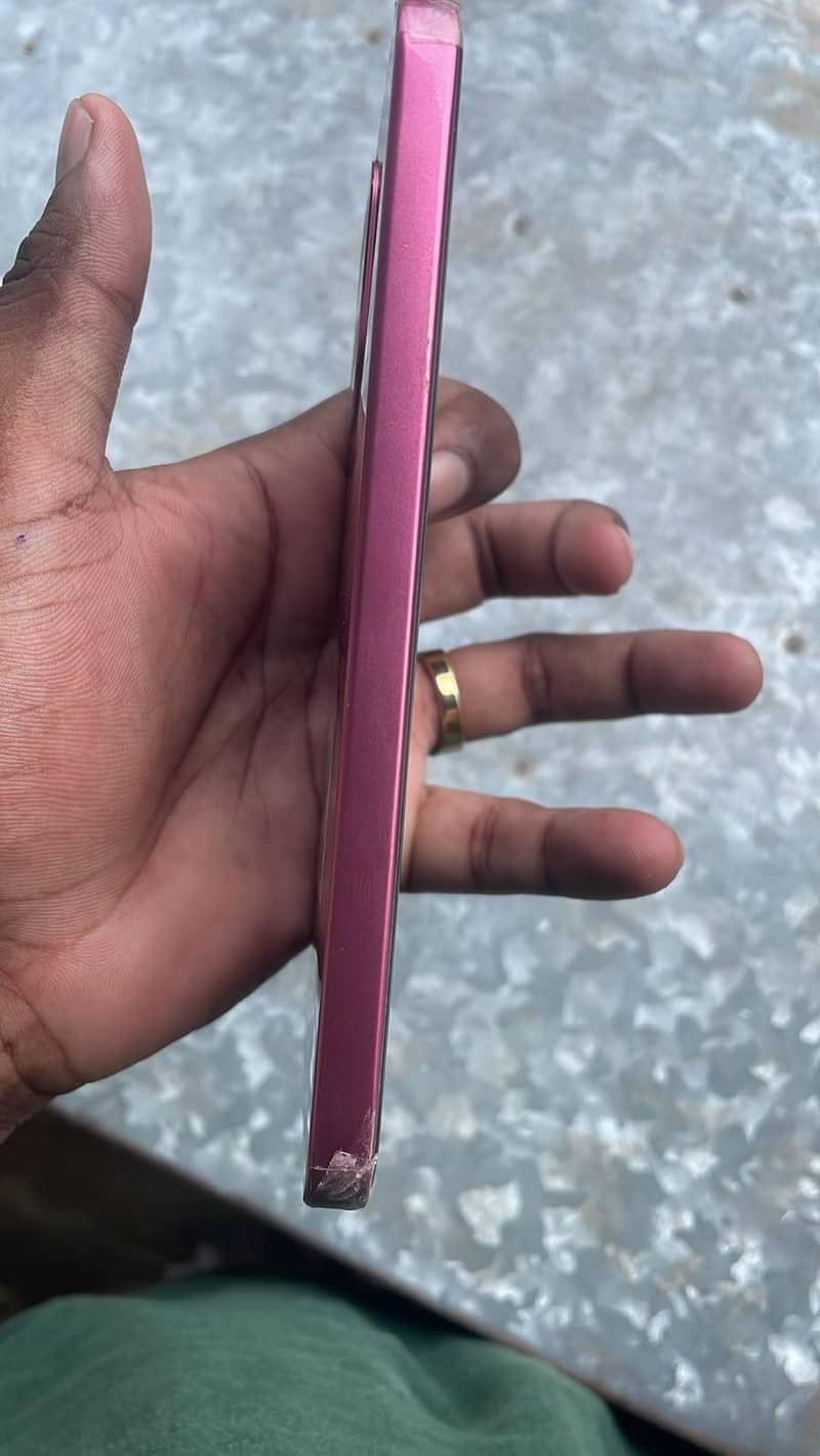 OPPO A6 pro 3
