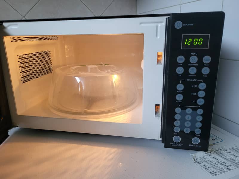 Whirlpool microwave 1