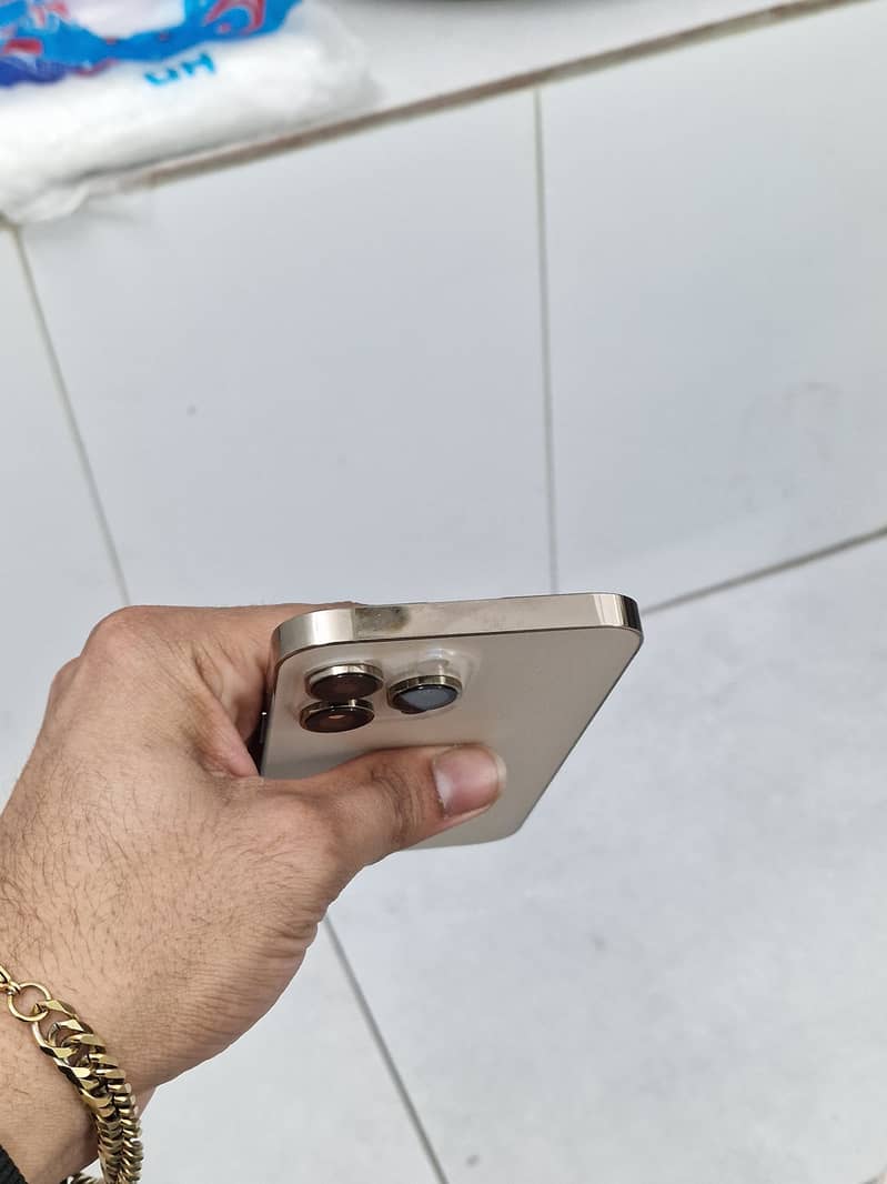 iPhone 14 Pro Max 0