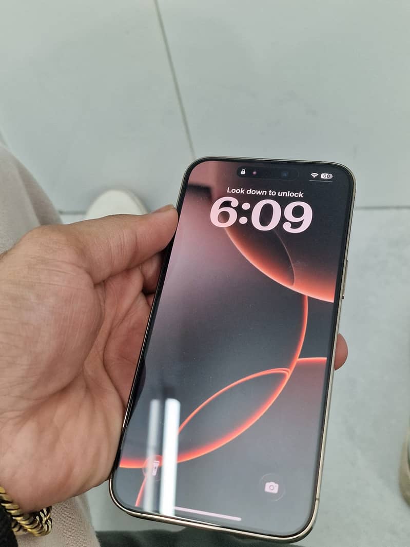 iPhone 14 Pro Max 1