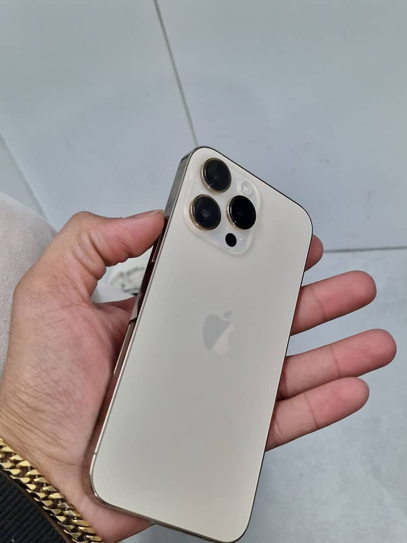 iPhone 14 Pro Max 5