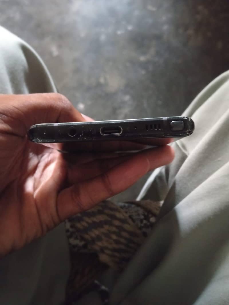 Samsung Mobile Note 9 3