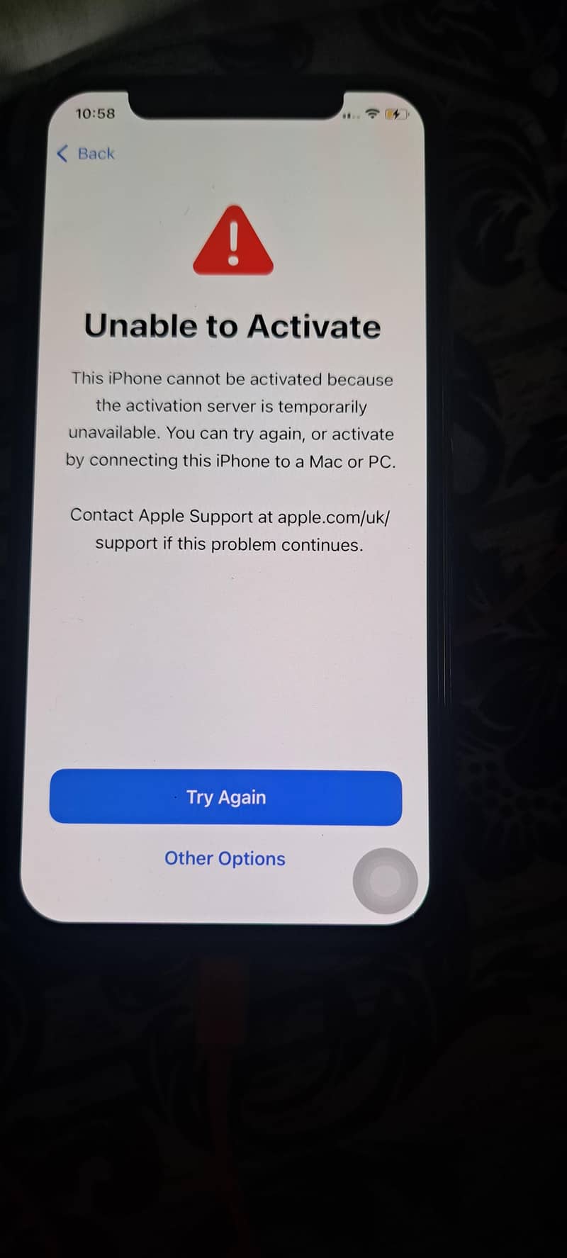 Apple iPhone X 4