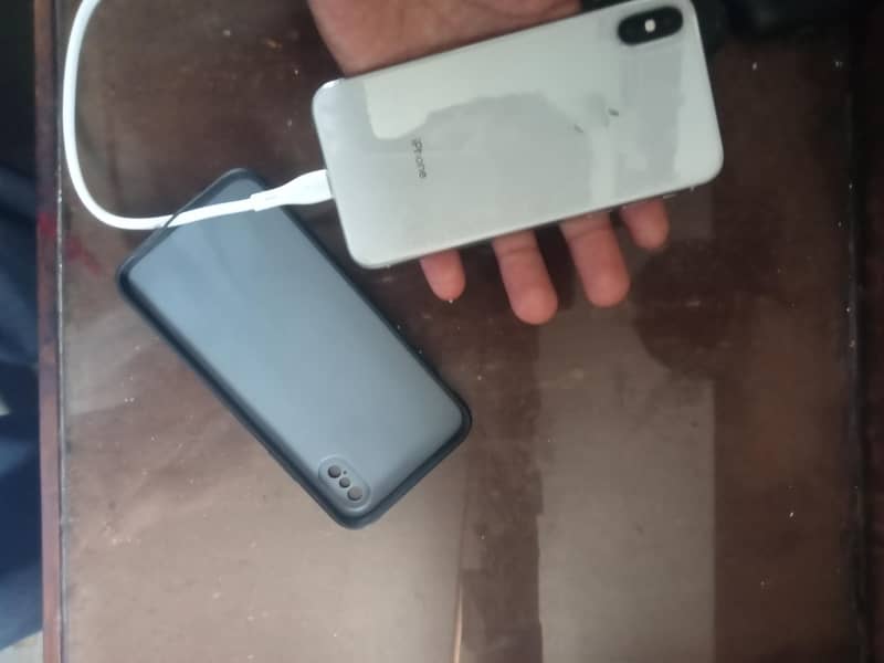 Apple iPhone X 3