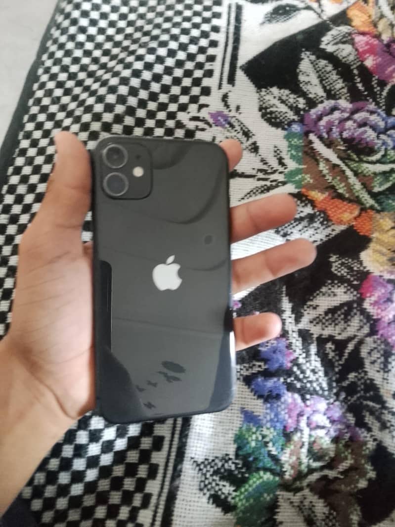 Apple iPhone 11 0