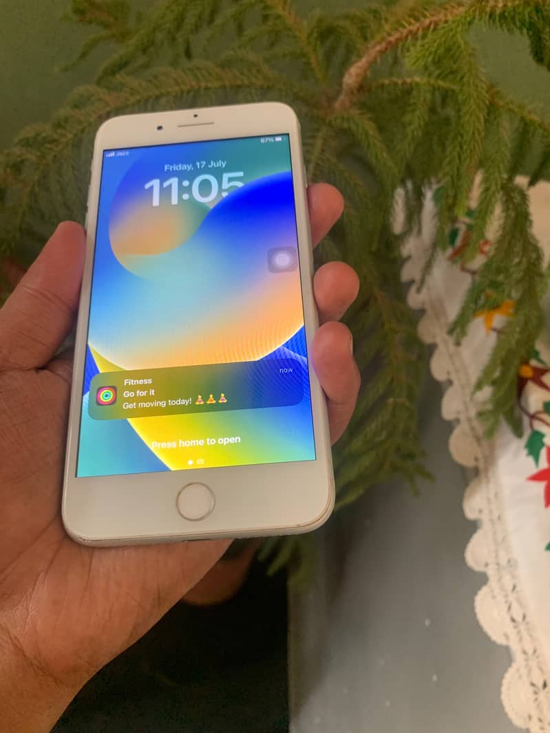iPhone 8Plus 3