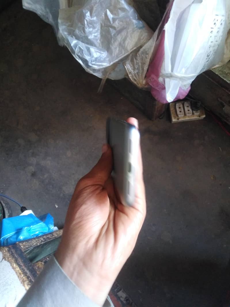 Google Pixel 8 1