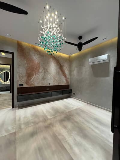 1 Kanal Like A Brand New Upper Portion For Rent In DHA Phase 8 - Separate Entrance