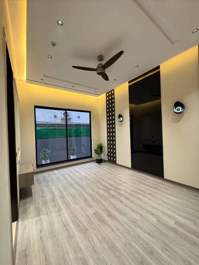 1 Kanal Upper Portion For Rent In DHA Phase 8 - Separate Entrance
