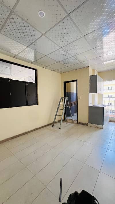 STUDIO FLAT AVAILABLE FOR SALE ON INVESTOR PRICE