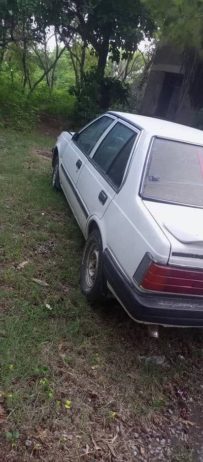 Nissan Sunny 1985