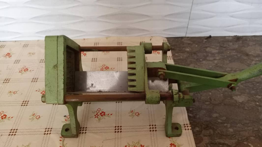Fries cutting machine 0
