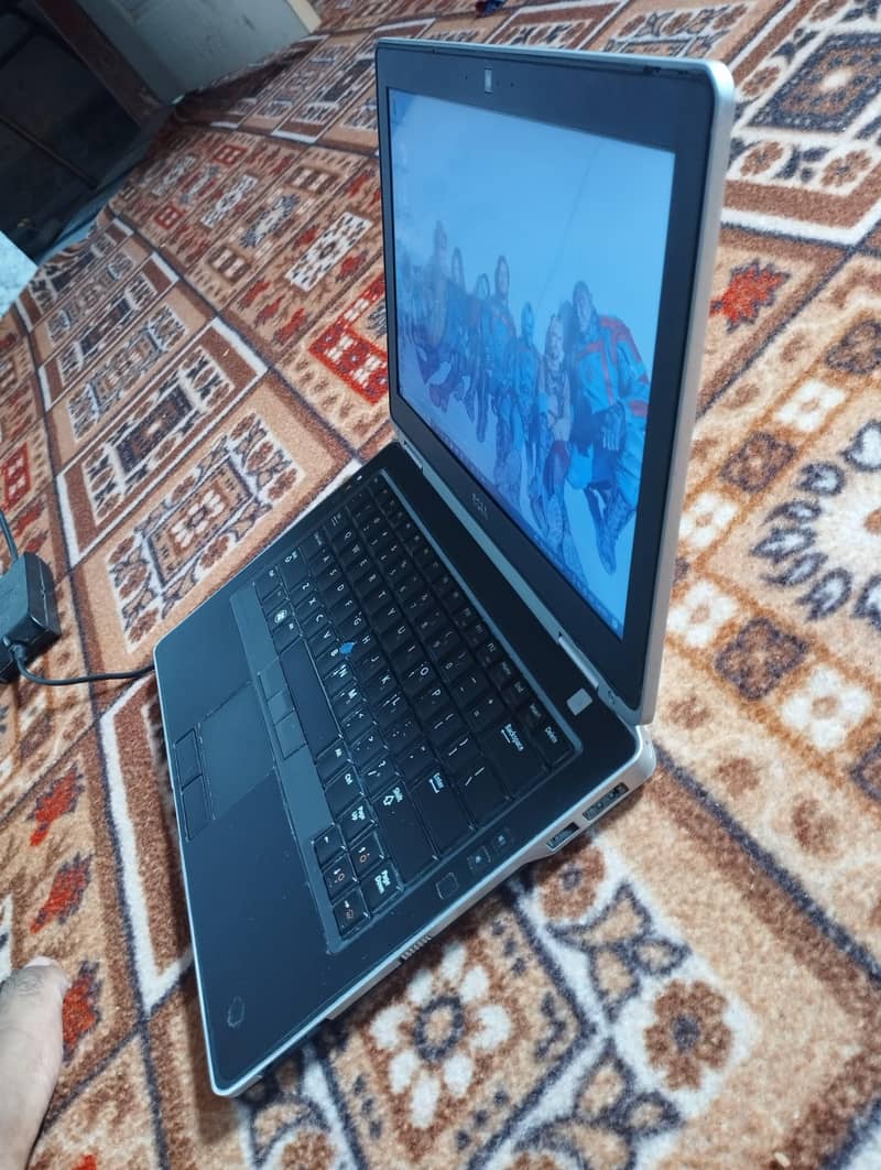 Dell Latitude E6430 1