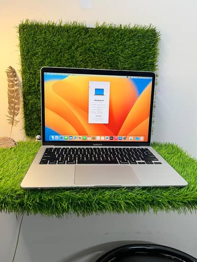 apple MacBook air 2020 with box 256 gb