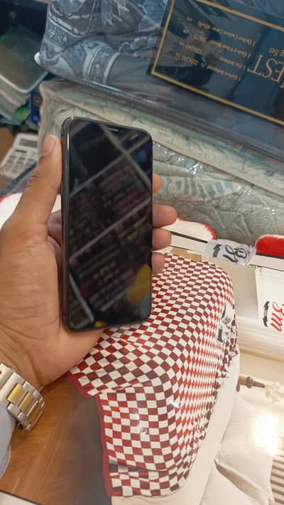 Apple iPhone Xs