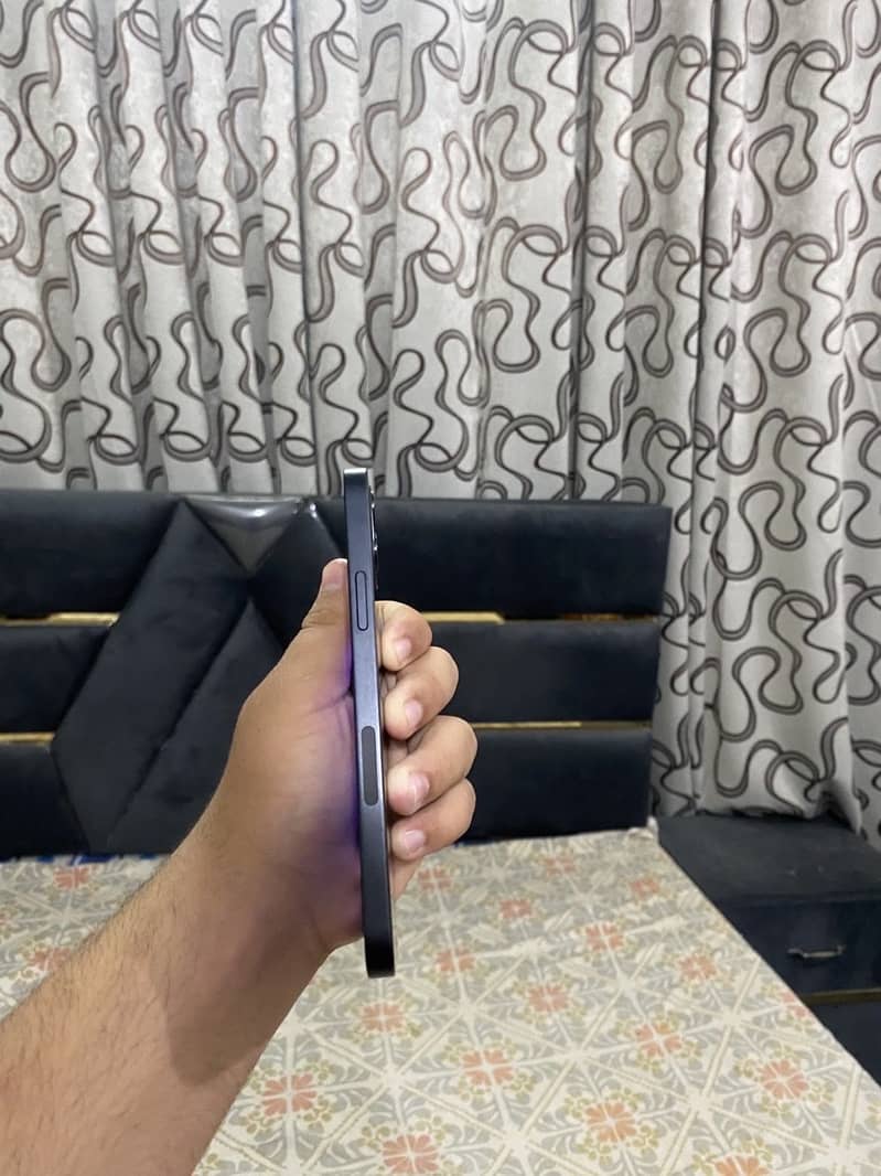 Apple iPhone 12 2