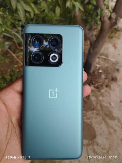 One Plus 10 Pro
