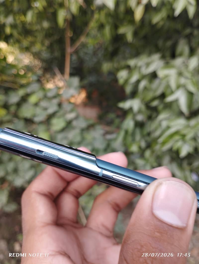One Plus 10 Pro 3