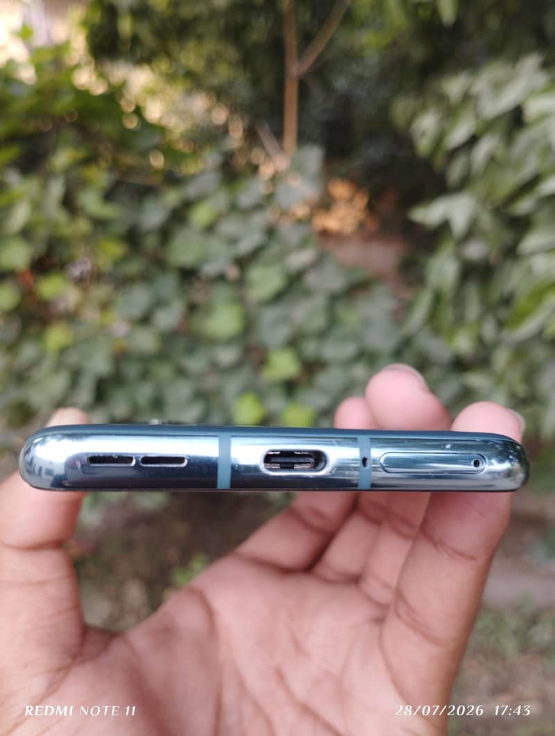 One Plus 10 Pro 5