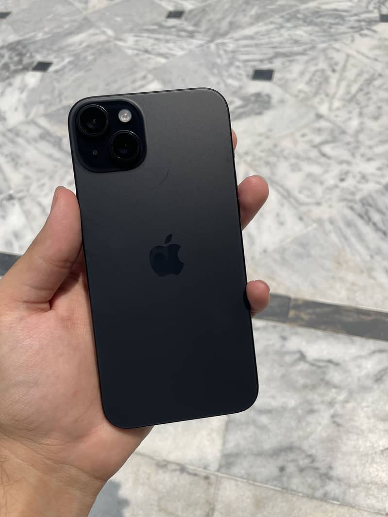 Apple iPhone 15 plus 2