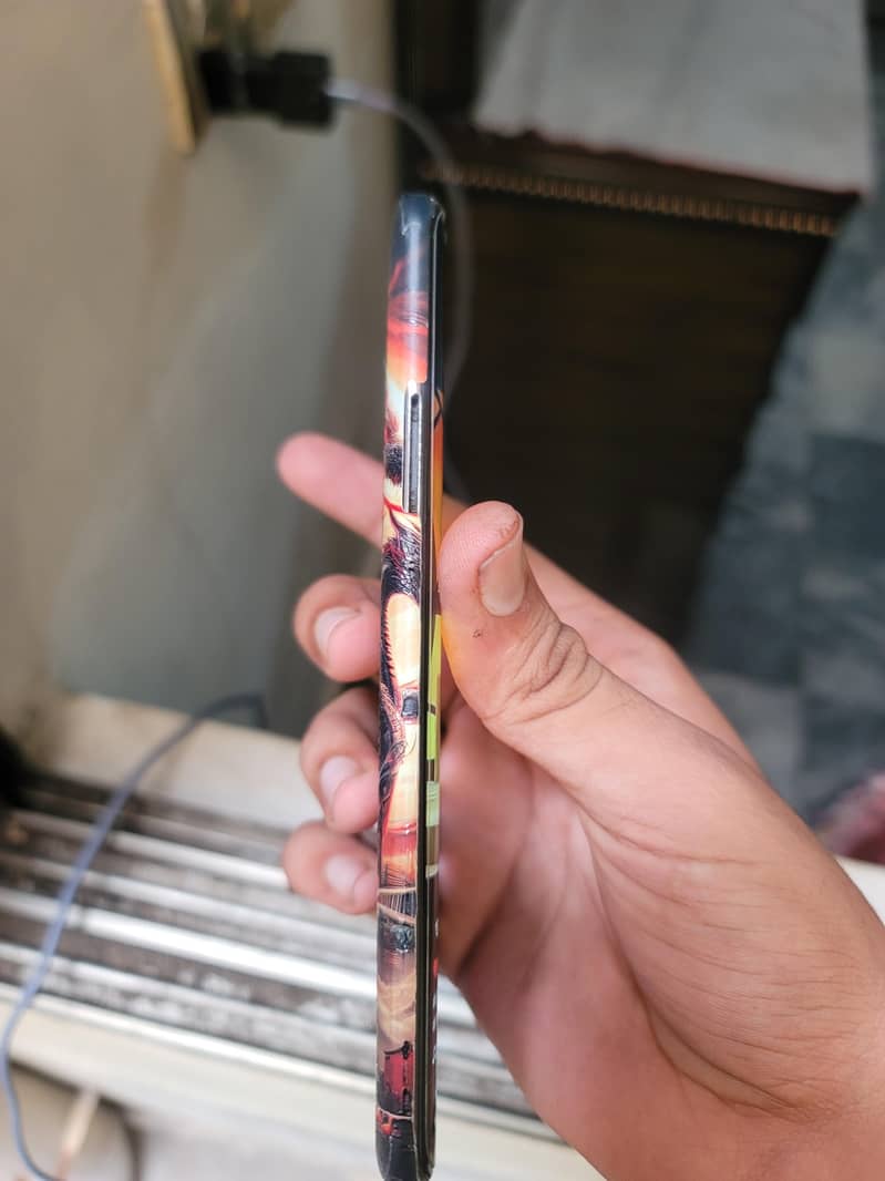 One Plus 7 Pro 3