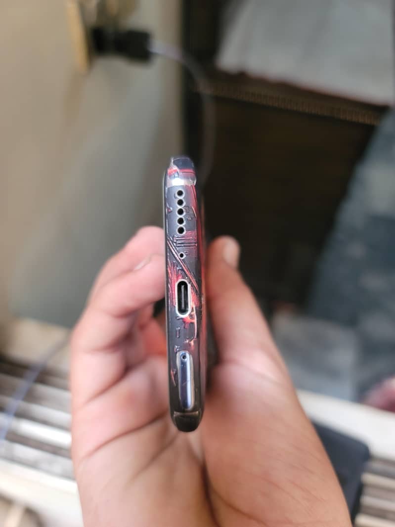 One Plus 7 Pro 4