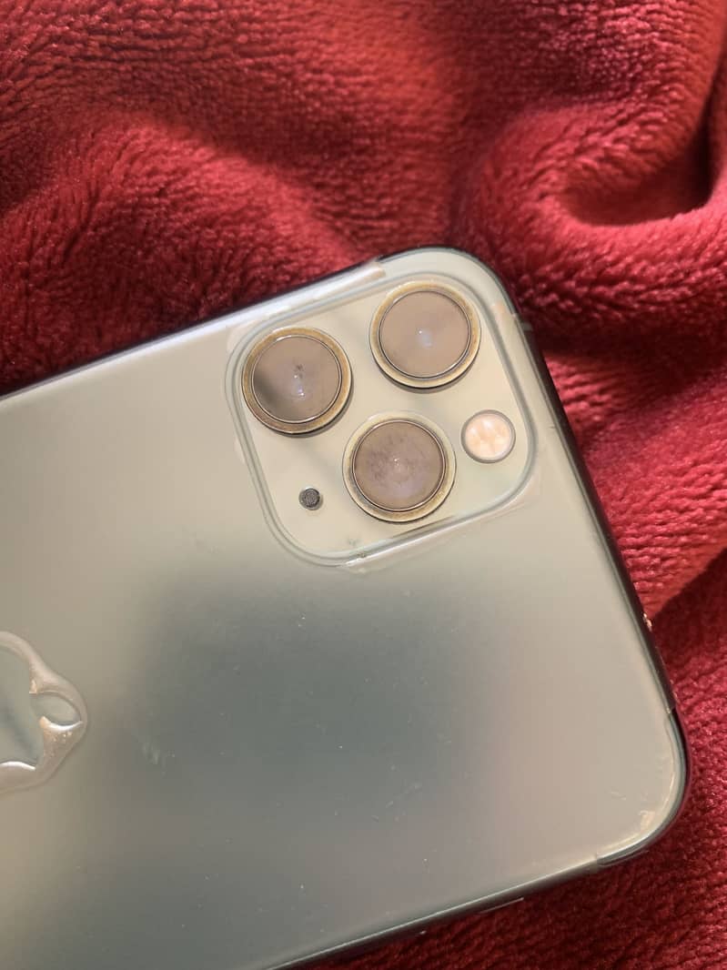 Apple iPhone 11 Pro 1