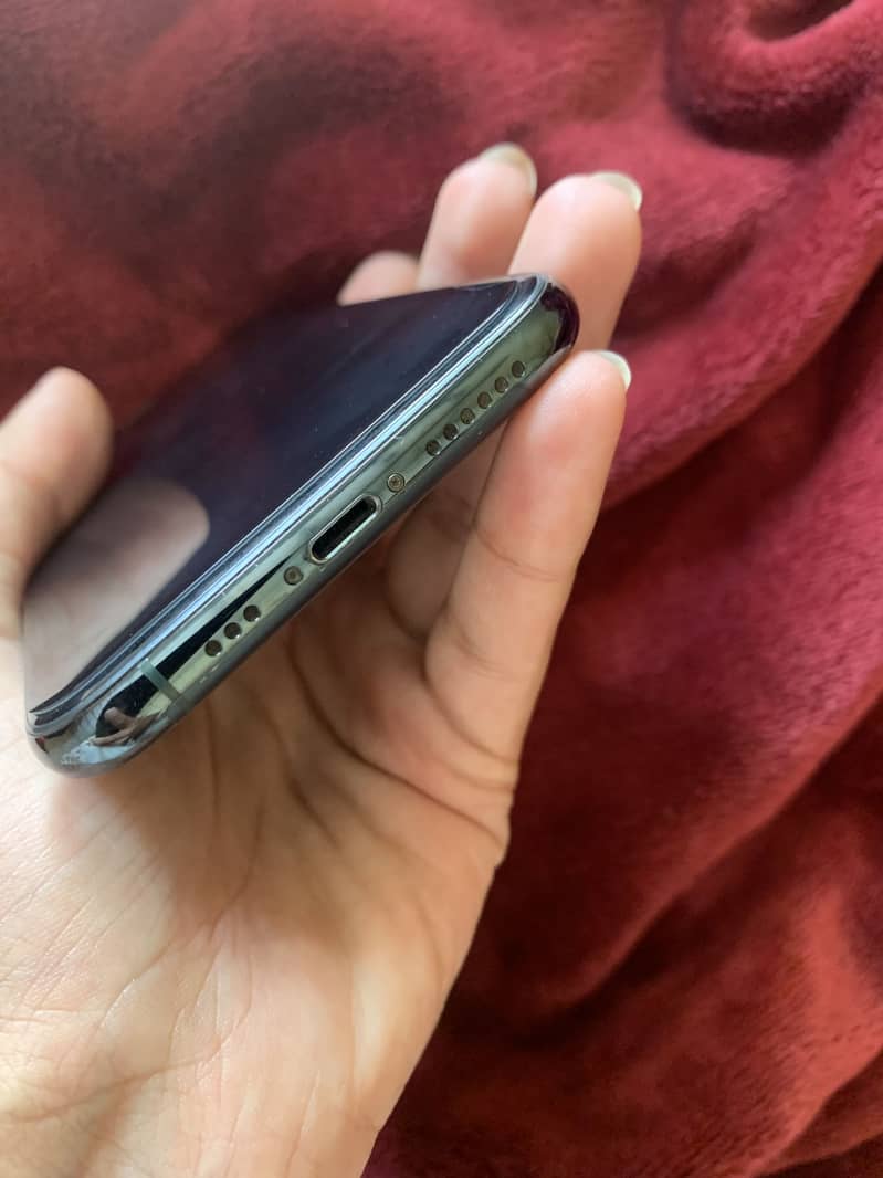 Apple iPhone 11 Pro 5