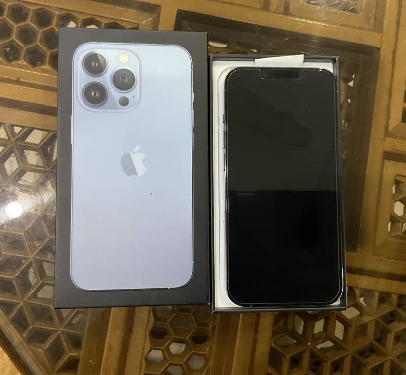 Apple iPhone 13 Pro 1