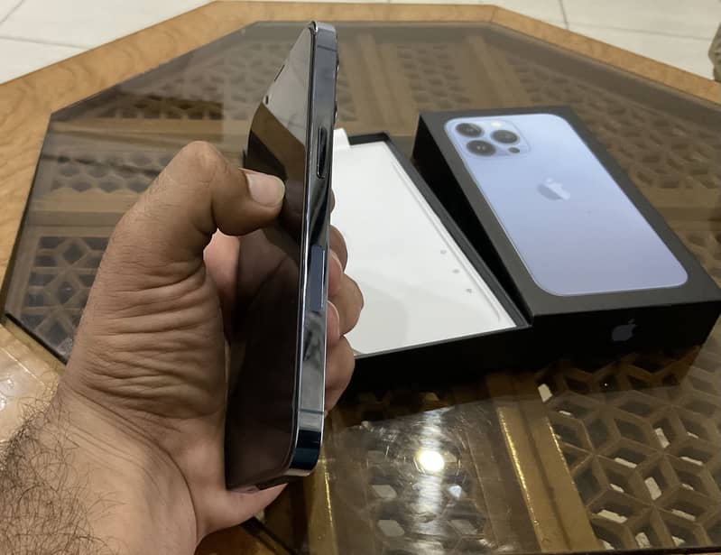 Apple iPhone 13 Pro 3