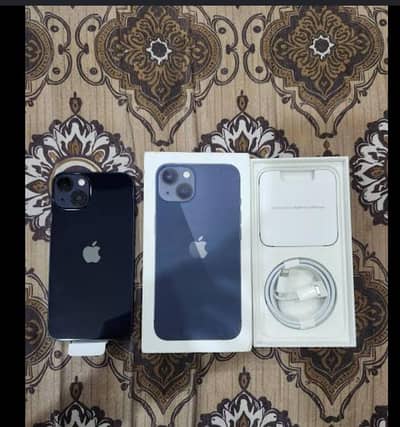 Apple iPhone 13