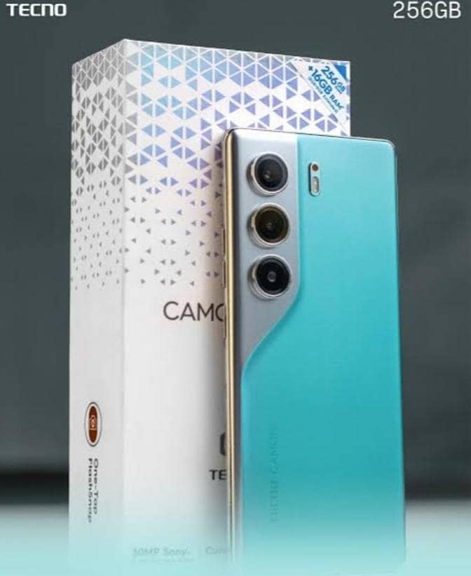 Tecno CAMON 40 Pro 8 256 10/10 original completely box 0
