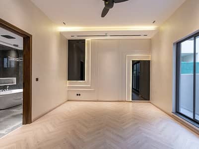 1 KANAL DOUBLE STOREY HOUSE AVAILABLE FOR SALE