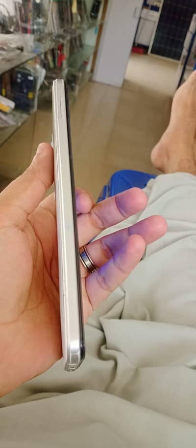 Infinix Note 11