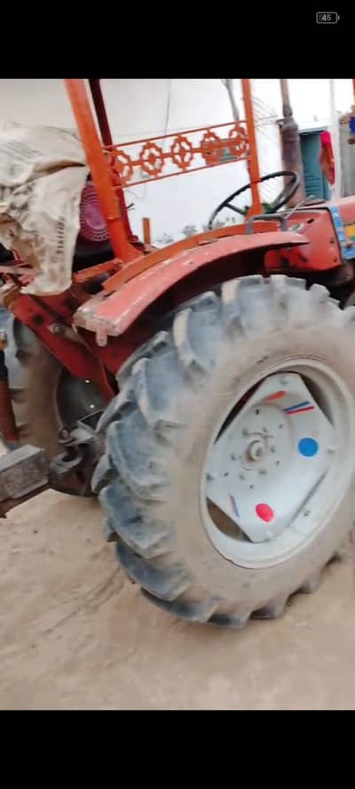 Embasy 210  tractor Messey furgoson