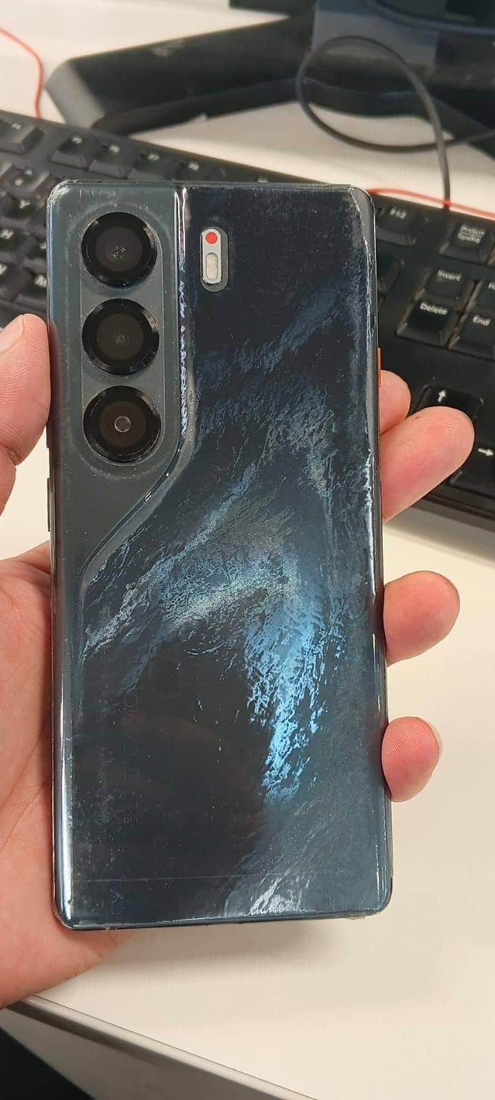 Tecno CAMON 40 Pro 4