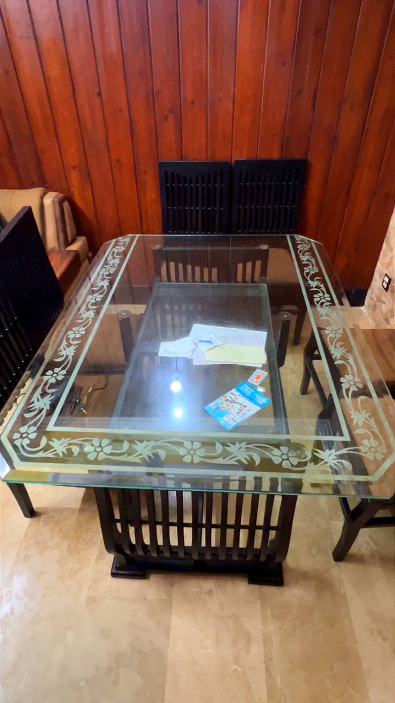 Luxury Dining Table 0