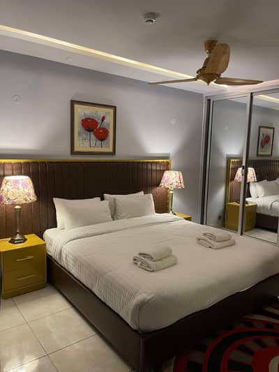 1550 Square Feet 3 Bedroom Fully Furnished Apartment For Rent In DHA Phase 8 Ex Air Avenue