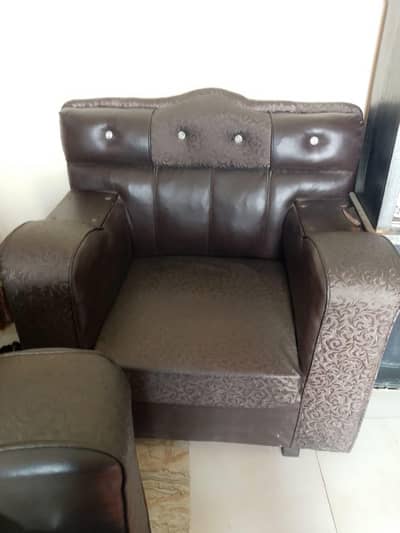condition 10 by 10 h 1.1. 2 sofa set h