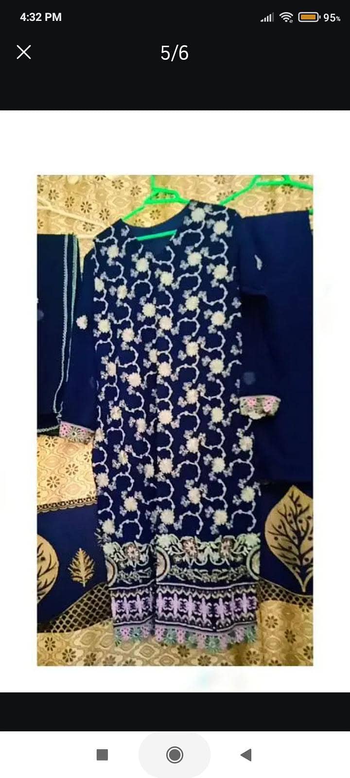 نیلے رنگ کا خوبصورت ایمبرائڈری والا سوٹ (استعمال شدہ اچھی حالت میں) 0