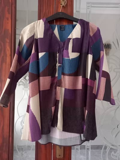 Brand Tops