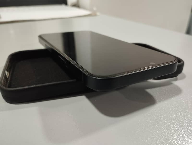 Apple iPhone 14 2