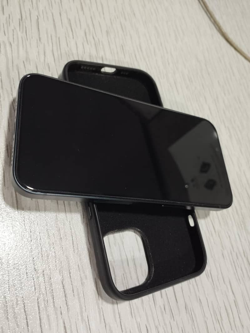 Apple iPhone 14 4