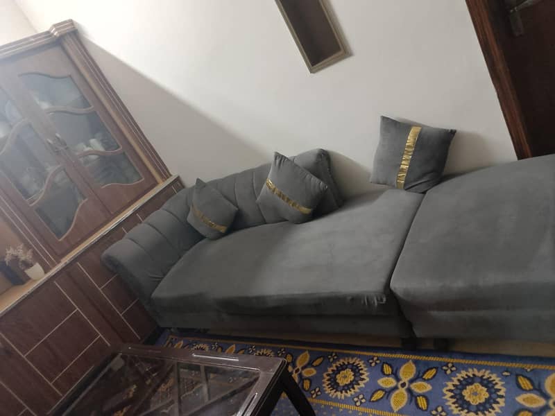 L shape sofa set  good  condition 2