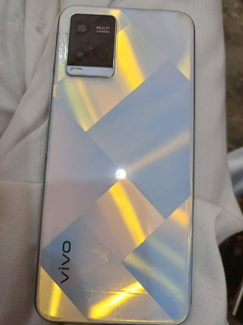 Vivo Y21 0