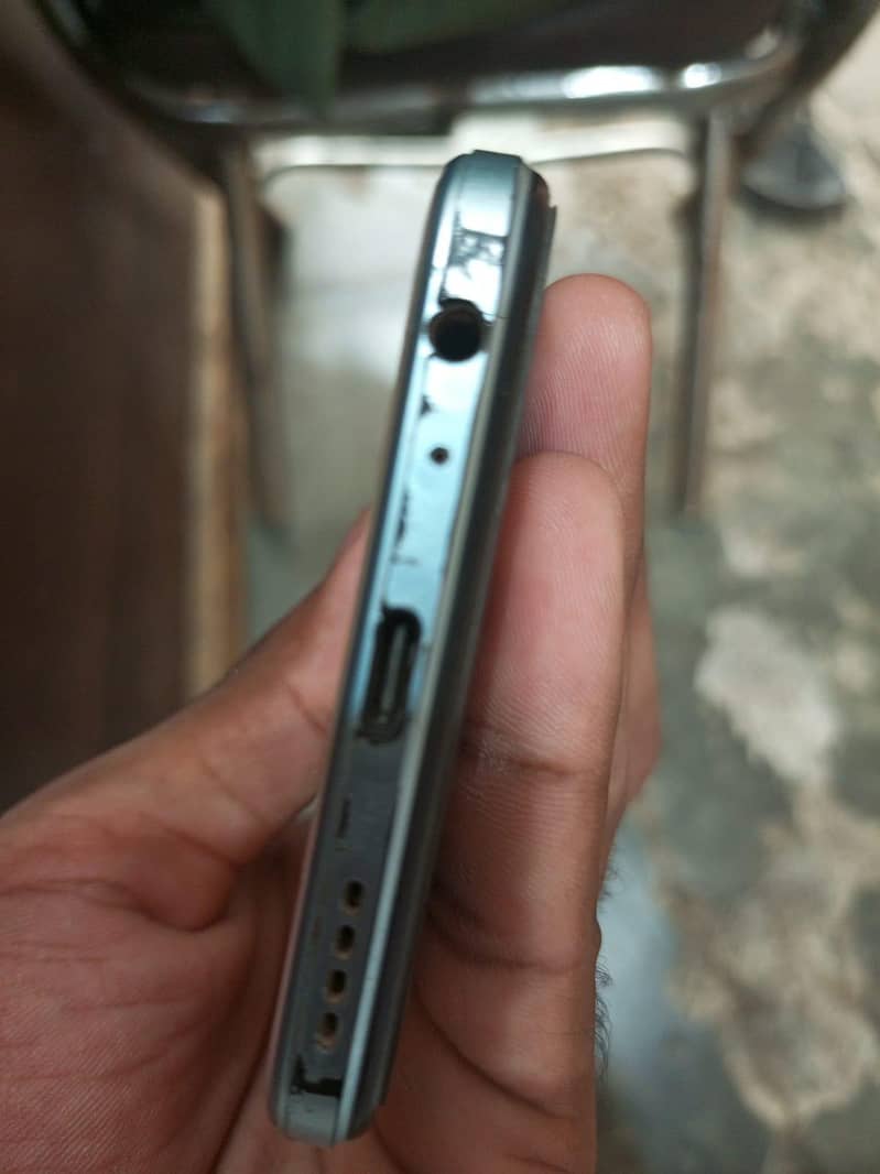 Vivo Y21 3