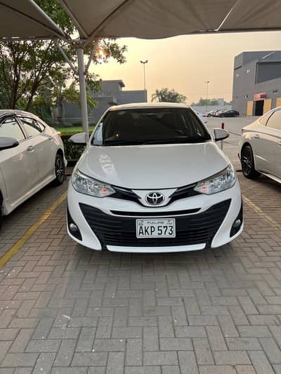 Toyota Yaris 2022 ATIV CVT1.3 1329CC AUTOMAtic PETR MULTIMEDIA STARING