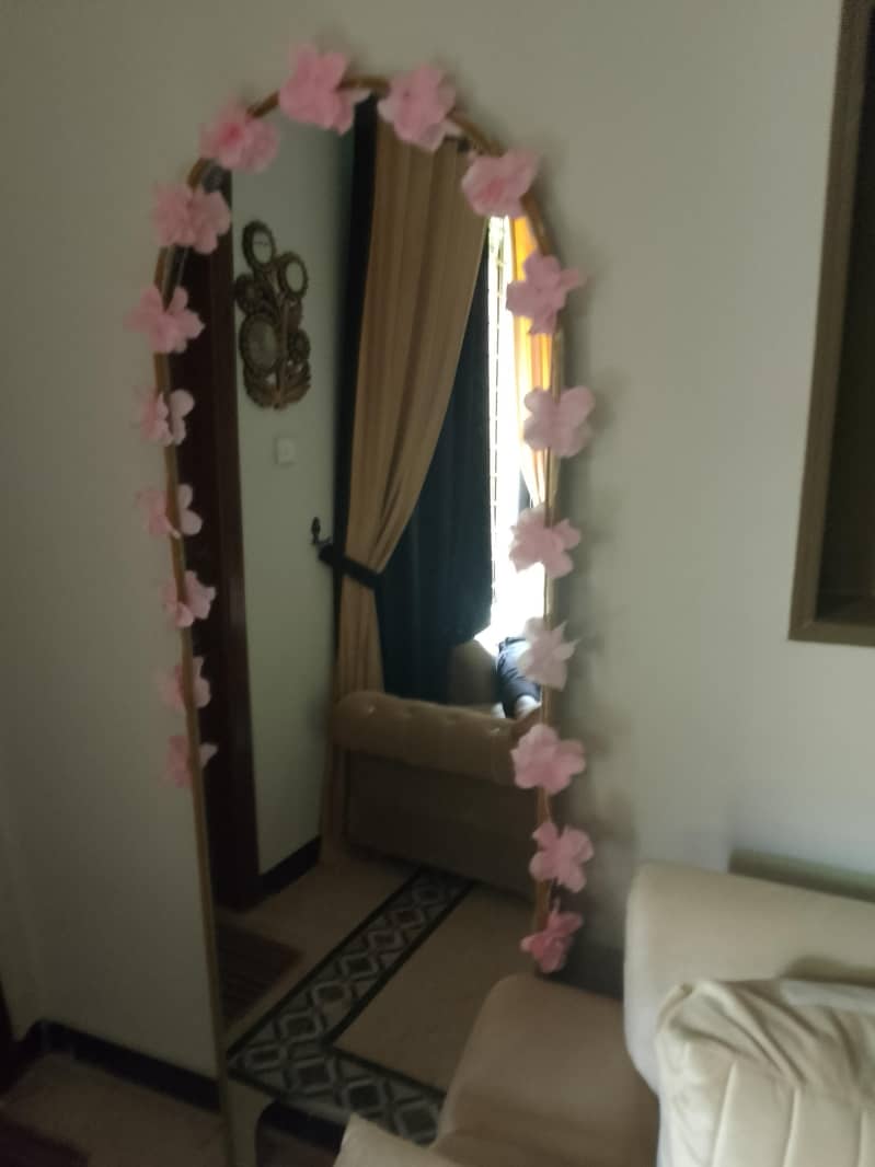 mirror 1