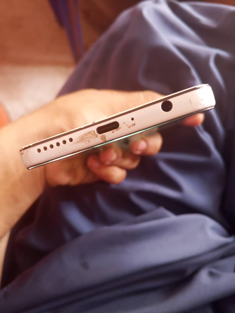 Tecno Camon 19 Pro 1