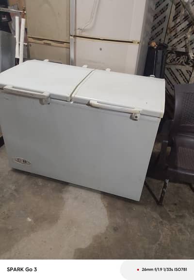 waves deep freezer okay working condition